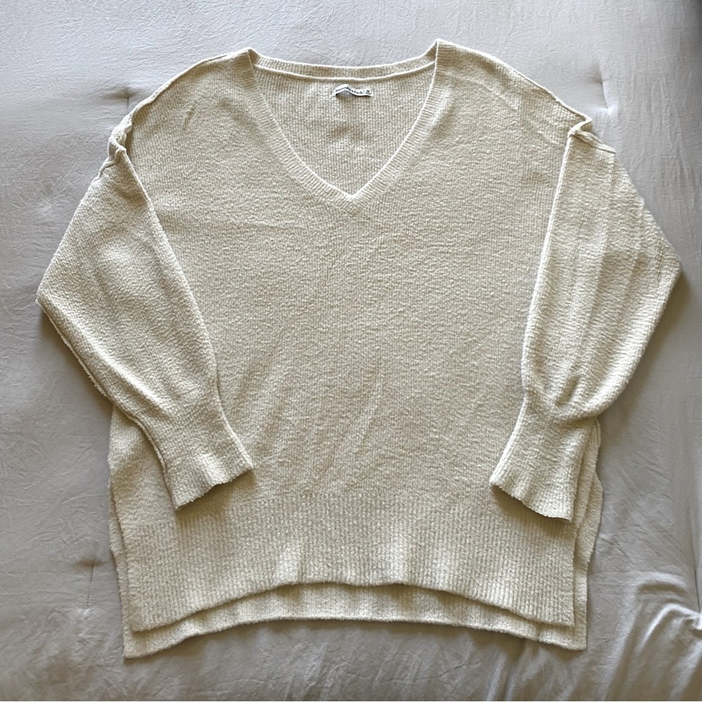 Abercrombie & Fitch Sweater